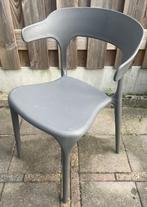 8 kunststof stoelen, Huis en Inrichting, Ophalen, Kunststof, Zo goed als nieuw, Grijs