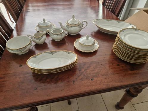Koenigszelt Silesia ontbijt / lunch servies 12 persoons, Antiek en Kunst, Antiek | Servies compleet, Ophalen of Verzenden