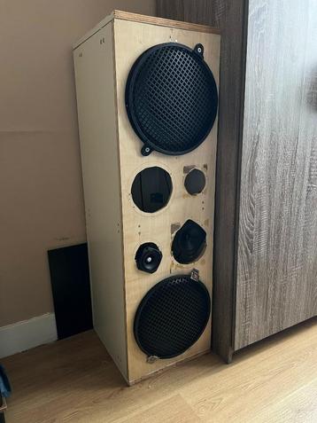 500+ Watt Handbuilt speaker to sell or trade beschikbaar voor biedingen