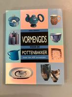 Vormen gids voor pottenbakken Hardcover (keramiek), Ophalen of Verzenden, Zo goed als nieuw, Overige onderwerpen