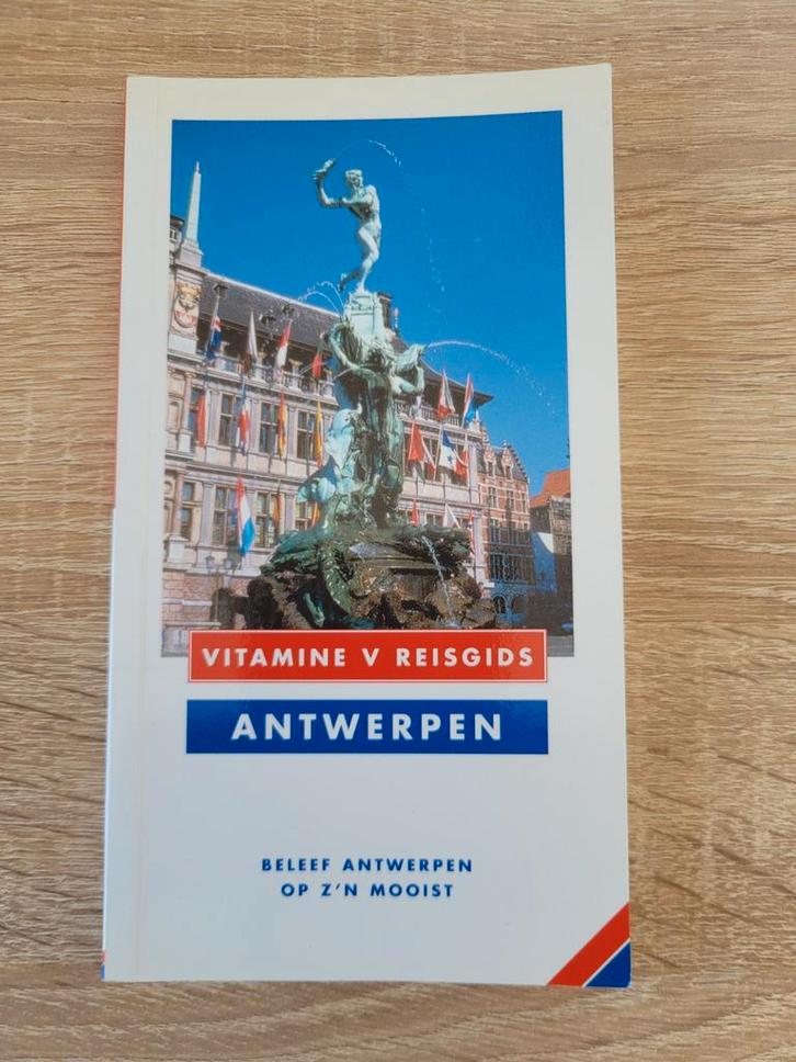 Antwerpen Reisgids - Vitamine V, Boeken, Reisgidsen, Zo goed als nieuw, Reisgids of -boek, Benelux, Overige merken, Ophalen of Verzenden