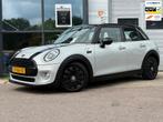 Mini Mini 1.5 Cooper Pepper, NAVI, NAP, CRUISECR, Voorwielaandrijving, Adaptive Cruise Control, Gebruikt, 1165 kg