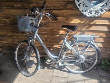Gazelle Damesfiets met Mand beschikbaar voor biedingen
