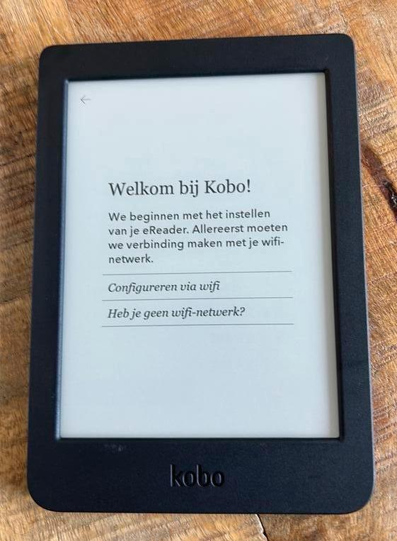 Kobo Nia 6 inch scherm/8 gb in zeer nette staat, Computers en Software, E-readers, Zo goed als nieuw, 6 inch of minder, 8 GB, Touchscreen