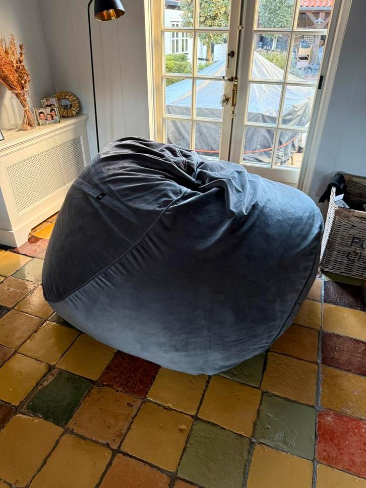 Vetsak zitzak large, zo goed als nieuw, Huis en Inrichting, Zitzakken, Zo goed als nieuw, Zitzak, Grijs, Ophalen