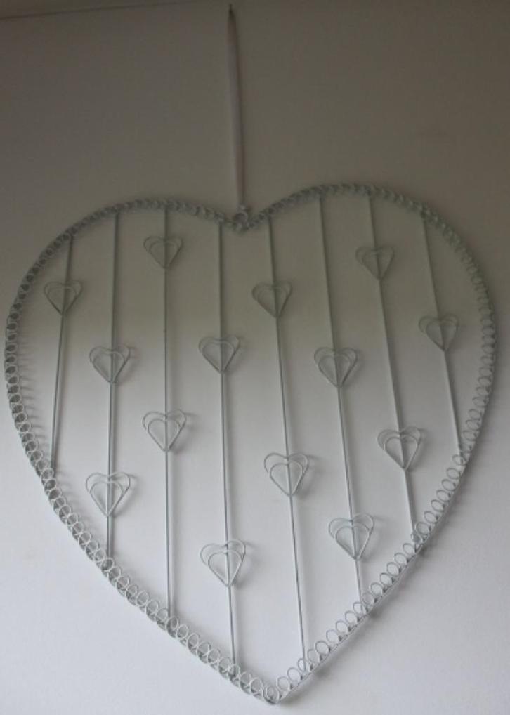 Stijlvol en decoratief metalen foto-/kaartenrek in hartvorm, Huis en Inrichting, Woonaccessoires | Memoborden, Overige typen, Ophalen of Verzenden