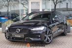 Volvo V60 B4 R-DESIGN 197pk I Carplay I Memory I ACC I LED I, Auto's, Volvo, Automaat, 4 cilinders, Leder en Stof, Zwart