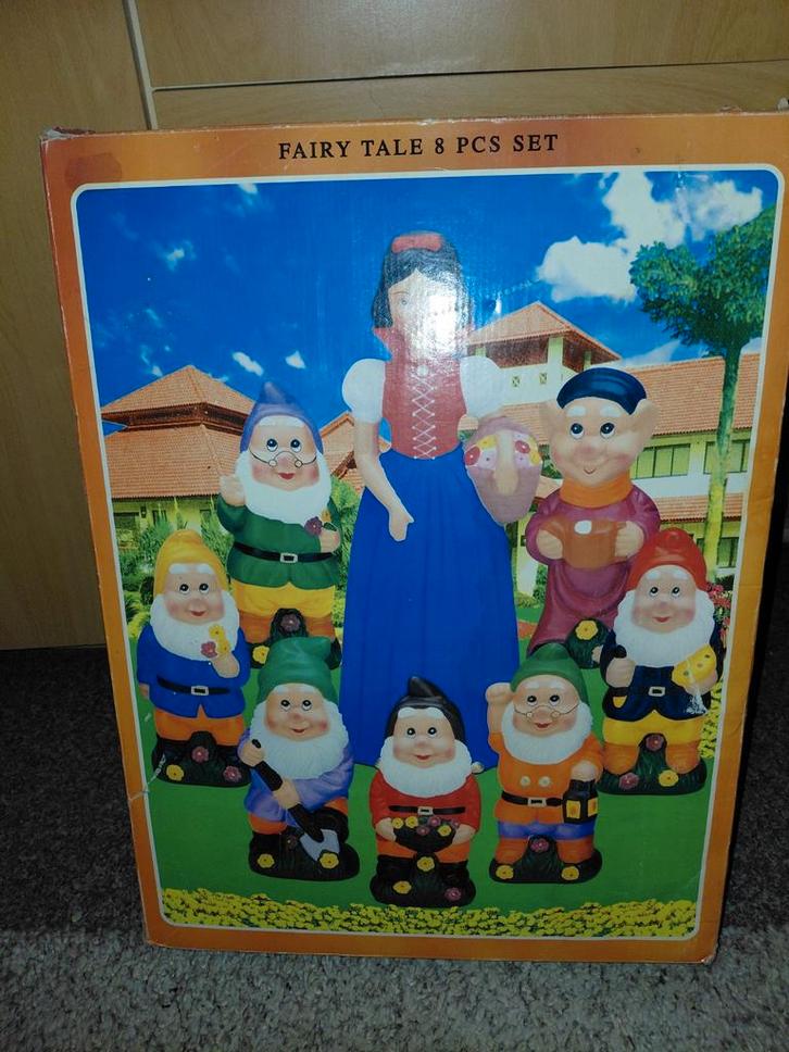 Vintage Sneeuwwitje en de 7 Dwergen Set, Antiek en Kunst, Antiek | Speelgoed, Ophalen of Verzenden
