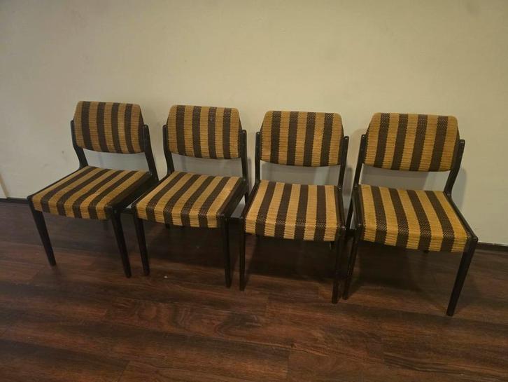 retro 70s stoelen, Huis en Inrichting, Stoelen, Gebruikt, Vier, Hout, Stof, Bruin, Ophalen