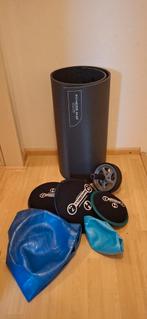 Fitness set: mat, buikspierwiel, gewichten, ballen., Ophalen of Verzenden, Zo goed als nieuw, Buik, Fitnessmat