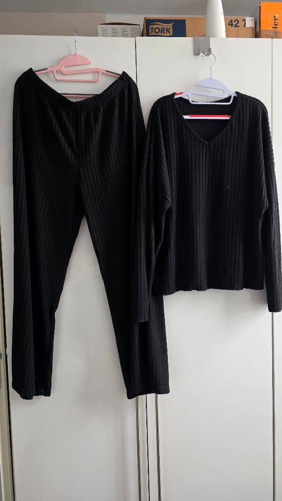 Mooie Huispakken🍀Heerlijk Materiaal🌿🌿Mt XXL Splinternieuw, Kleding | Dames, Huispakken, Nieuw, Maat 46/48 (XL) of groter, Zwart