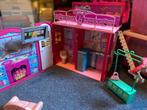 Barbie huis met poppen, Kinderen en Baby's, Speelgoed | Poppen, Ophalen, Gebruikt, Barbie