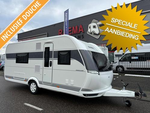 Hobby Excellent 540 WFU Badkamer frans bed douche, Caravans en Kamperen, Caravans, Bedrijf, tot en met 4, 1250 - 1500 kg, Rondzit