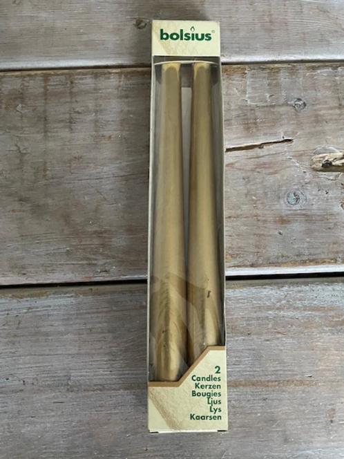 set van 2 lange gouden kaarsen. Bolsius. NIEUW., Huis en Inrichting, Woonaccessoires | Kandelaars en Kaarsen, Nieuw, Kaars, 25 tot 50 cm