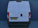 Peugeot Boxer 330 2.2 BlueHDi 120 L2H2 Premium | Navigatie |, Voorwielaandrijving, Stof, Gebruikt, Origineel Nederlands