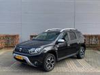 Dacia Duster 1.2 125pk Prestige | Navi | Clima | Camera, Auto's, Voorwielaandrijving, 4 cilinders, Duster, Zwart