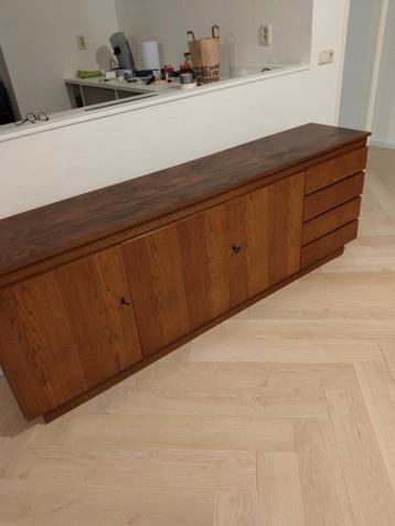 teak mid Century dressoir beschikbaar voor biedingen