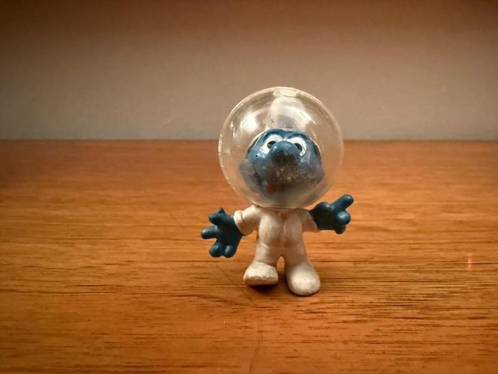 Maan Smurf - witte rits (1969), Verzamelen, Smurfen, Gebruikt, Poppetje, Figuurtje of Knuffel, Overige Smurfen, Ophalen of Verzenden