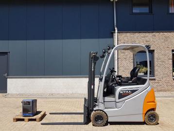 Still RX 20-20 2 ton Triplex Freelift Sideshift Elektra Heft beschikbaar voor biedingen
