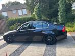 BMW 325i E90 (2006) – Lage km-stand, Auto's, BMW, 745 kg, Zwart, 2497 cc, Zwart