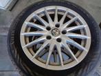 Lichtmetaal 16 inch Alfa Romeo 159 met all season banden, Ophalen, Gebruikt, 16 inch, 205 mm