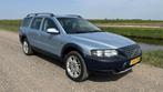 Volvo V70 XC ( XC70 ) 2.4T AWD automaat LPG 2001, Auto's, Automaat, Zwart, Blauw, XC70