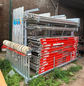 Steigerbok stellingrek  beschikbaar voor biedingen