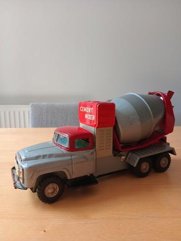 Cement Mixer - Yonezawa N-680 Japan *53379 beschikbaar voor biedingen
