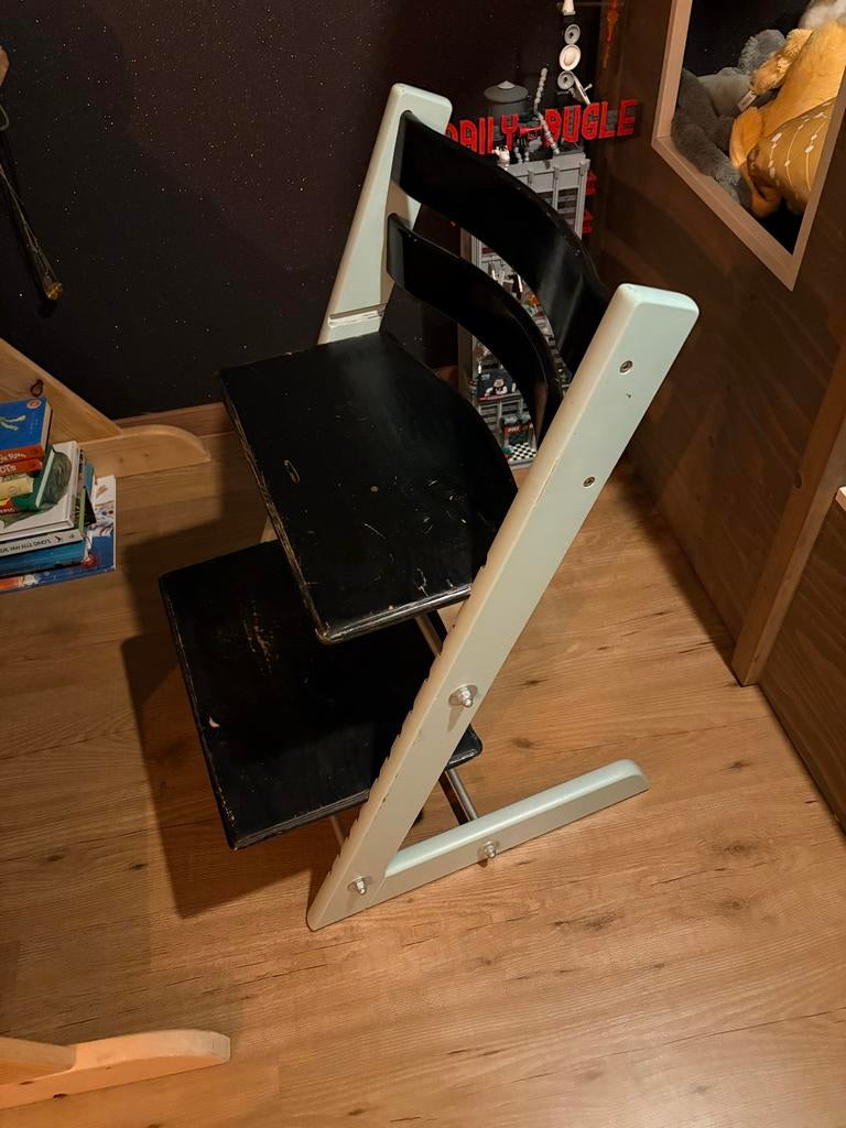 Stokke Tripp Trapp kinderstoel - Zwart, Ophalen of Verzenden, Gebruikt, Meegroeistoel, Aanschuifbaar
