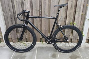 Santafixie Raval - Matte Black - 60mm
wielen beschikbaar voor biedingen