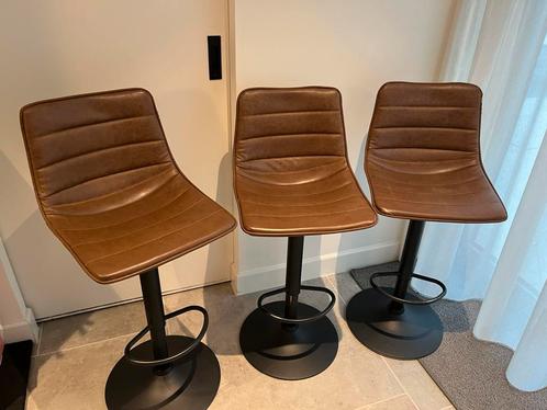 Barkruk barkrukken, 3 bruin draaibaar hoogte verstelbaar, Huis en Inrichting, Barkrukken, Gebruikt, 60 tot 90 cm, Kunststof, Metaal