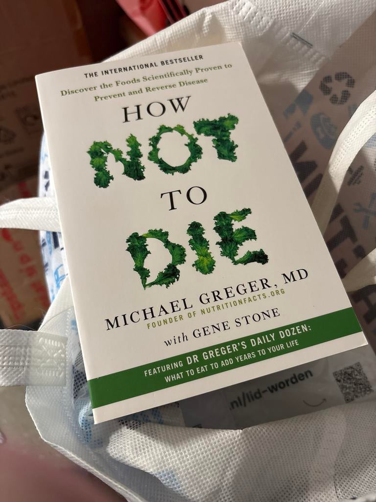 How Not to Die - Michael Greger, Boeken, Ophalen of Verzenden, Zo goed als nieuw, Dieet en Voeding