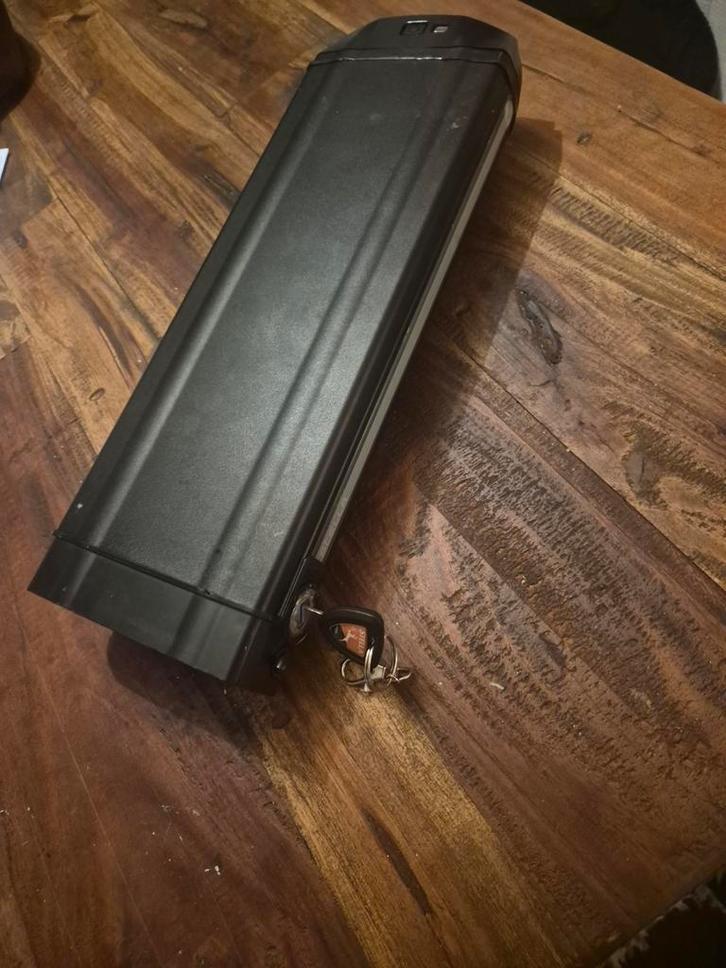 Super nette 17.5 AH stella type 2 accu., Fietsen en Brommers, Fietsaccessoires | Fietsaccu's, Zo goed als nieuw, Ophalen of Verzenden