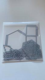 Snijmallen - Doosje & Bloemen, Stampin' Up!, Hobby en Vrije tijd, Knutselen, Ophalen of Verzenden, Zo goed als nieuw, Materiaal