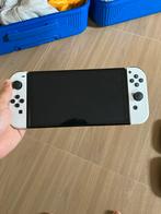 Nintendo Switch OLED with Mario kart, Spelcomputers en Games, Overige genres, 1 speler, Eén computer, Ophalen of Verzenden