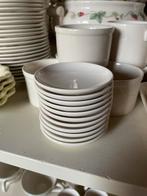 Wedgwood TRADITIONAL PLAIN bonbonbordjes, Huis en Inrichting, Keuken | Servies, Ophalen of Verzenden, Zo goed als nieuw, Bord(en)