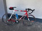 Racefiets met 28 inch bnaden, Fietsen en Brommers, Fietsen | Racefietsen, Overige merken, 28 inch, Gebruikt, Aluminium