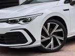 Volkswagen GOLF 1.5 eTSI R-Line Pano/Matrix/Blindspot/Camera, Auto's, Volkswagen, 12 maanden, 4 cilinders, Wit, Bedrijf
