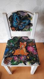 Houten Kinderstoeltje met de hand getekend/geschilderd bambi, Ophalen, Gebruikt, Overige typen