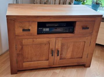 Teak houten TV meubel beschikbaar voor biedingen
