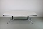 Vitra Eames Segmented tafel 240 cm, 200 cm of meer, Eikenhout, 100 tot 150 cm, Gebruikt