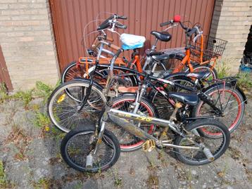 Partij oude fietsen ook los te koop TEAB nog 2 over beschikbaar voor biedingen