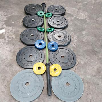 Crossmaxx Bumper plates Set + Atx Barbell 220cm 20kg  beschikbaar voor biedingen