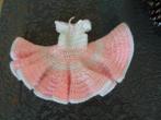 Poppenkleertjes gebreid en gehaakt. Jurkjes/mutsjes/slipover, Verzamelen, Ophalen of Verzenden, Gebruikt, Kleertjes