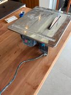Tegelzaagmachine met toebehoren, Doe-het-zelf en Verbouw, Gereedschap | Zaagmachines, Gebruikt, Overige typen, 600 tot 1200 watt