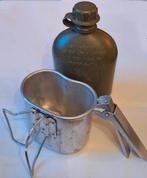 Militaire veldfles 1 qt, met aluminium cup en handvat., Ophalen of Verzenden, Overige soorten, Overige gebieden, Overige typen