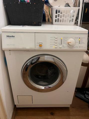 Miele Novotronic W 857 wasmachine te koop beschikbaar voor biedingen