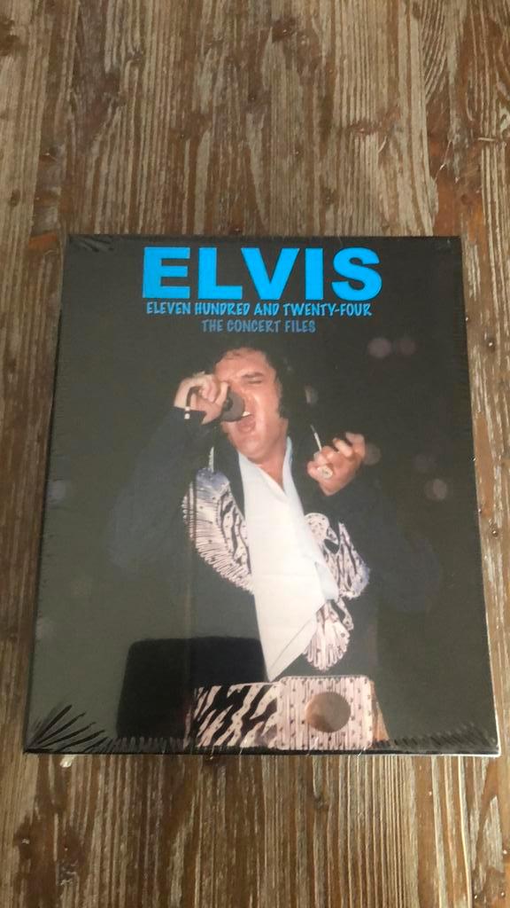 Elvis elevenhundred and twenty-four 3 boekset(geseald), Boeken, Biografieën, Nieuw, Film, Tv en Media, Ophalen