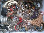 sieraden loop en sloop 25,00, Verzenden, Overige materialen, Overige typen