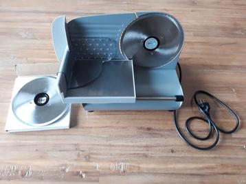 Snijmachine Tomado beschikbaar voor biedingen